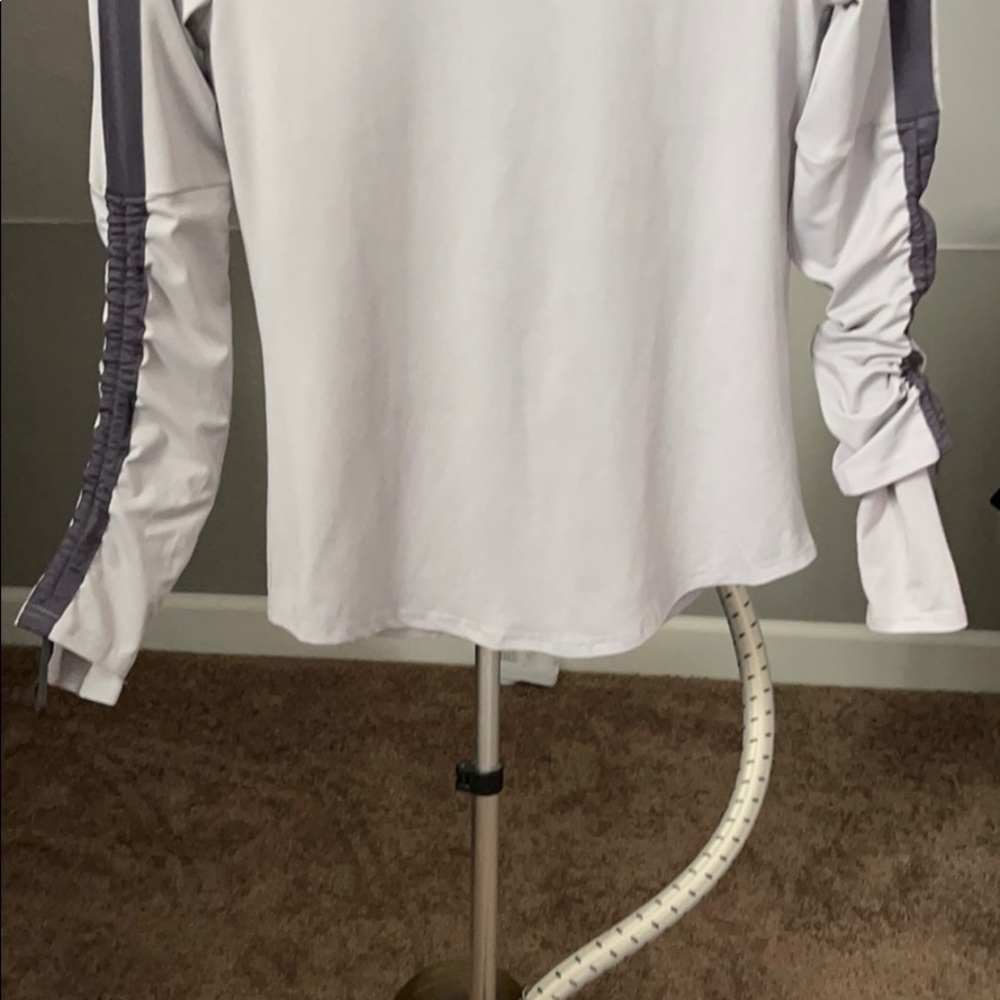 Fabletics Two-Tone Top - Picture 4 of 6